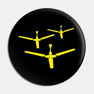 Fans yellow Pin