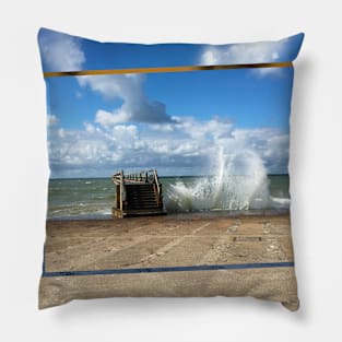 Framed wave Pillow