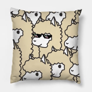 Lots of cute alpacas Pillow