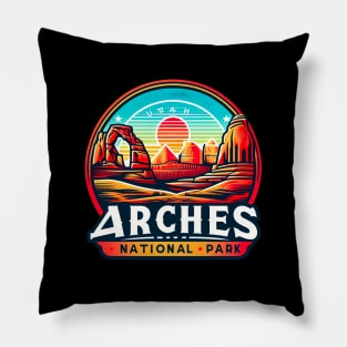 Arches National Park (Utah) Moab Utah Arches Vintage Sunset Pillow