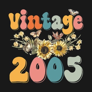 Vintage 2005 Sunflower Floral Retro Groovy 18th Birthday T-Shirt