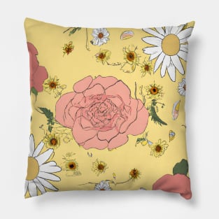 Delicate Hand-Sketched Flowers: Vintage Wallpaper with Daisies and Roses on Yellow. Pillow