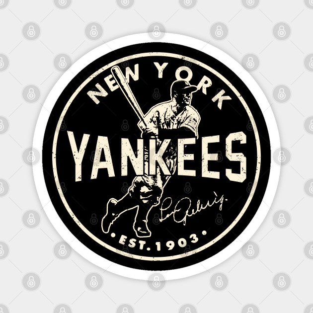 Lou Gehrig Yankees by © Buck Tee Originals - Yankees - T-Shirt