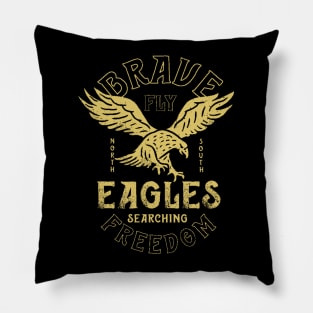 Brave Eagles Fly for Freedom Patriotic USA American Eagle Eagle America US United States of America Patriotism United State Brave Free Freedom Pillow