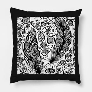 Monochrome Seamless Pattern with Sea Pebbles and Feathers Pillow