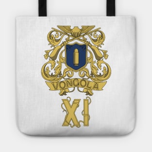 11 Fam crest Tote