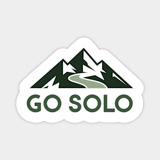 GO SOLO OUTDOOR APPAREL Magnet