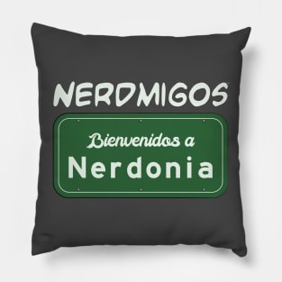 Nerdmigos: Bienvenidos a Nerdonia Pillow