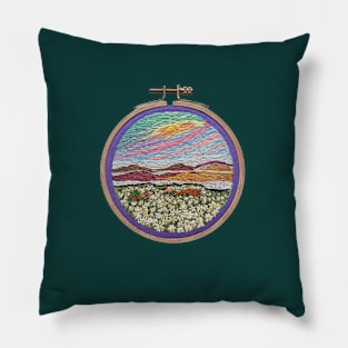 Daisy Garden Pillow