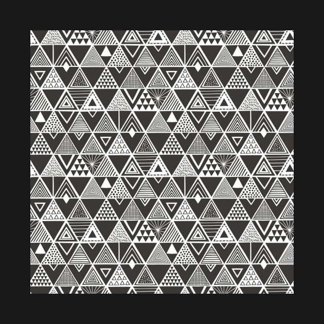 Geometric Triangles in Black White by CajaDesign