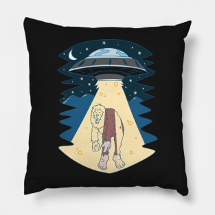 ALIENS: Bigfoot UFO funny alien t shirt gift Pillow