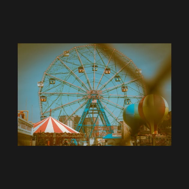 Coney Island Wonder Whell by hraunphoto