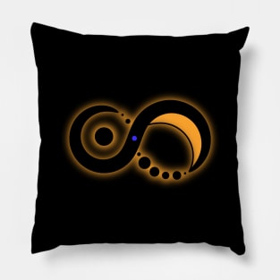 Solaris Moebius Orange (Logo klein) Pillow