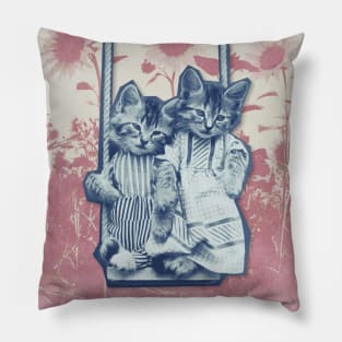 Vintage Cats - Swingin Pillow