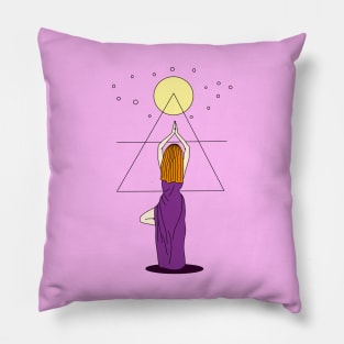 Wiccan woman Pillow