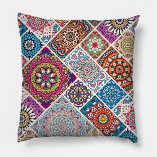 Azulejo mandala floral #2 Pillow