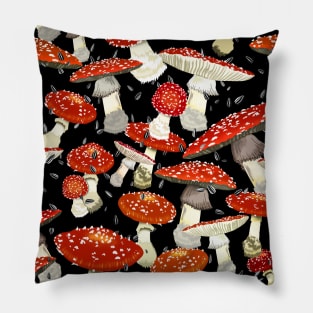 Amanita Pillow