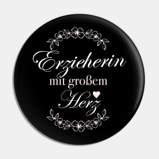 Erzieherin mit großem Herz Pin