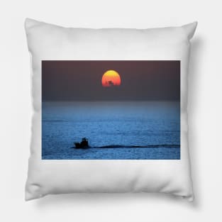 SOUTH CHINA SEA , BEAUTIFUL SUNSET; MAGICAL MOMENT Pillow