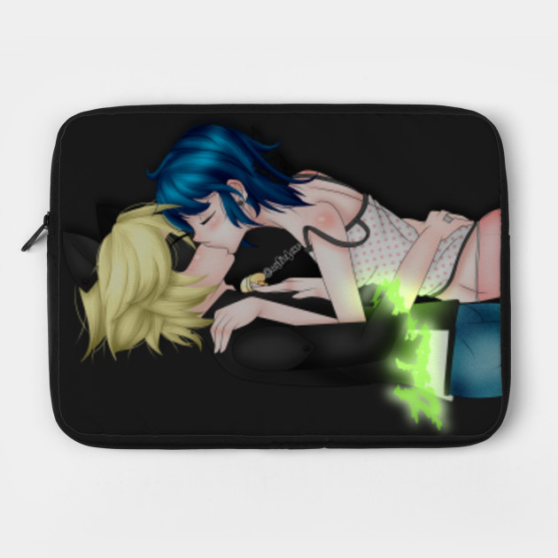 Detransformation Kiss Miraculous Ladybug Laptop Case Teepublic