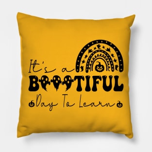 It's A Beautiful Day To Learn Cute Rainbow Halloween Teacher T-Shirt Pillow