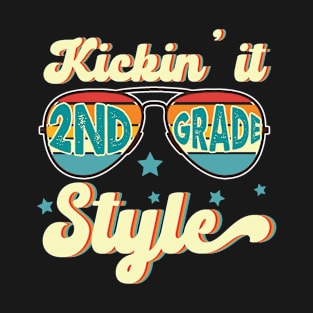 Retro Kickin It 2nd Grade Style Teacher Back To School Gift For Boy Girl Kids T-Shirt