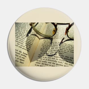 Love To Read A Book Pin