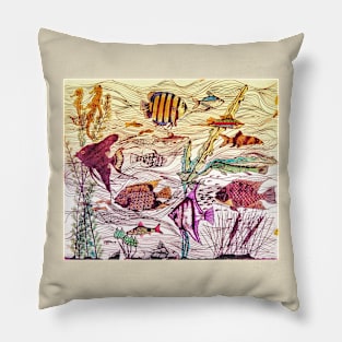 Sunlight shines through the tropical fish surf Pillow