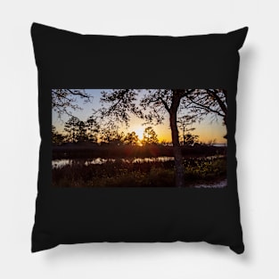 Sunsetting over Escambia Bay Pillow