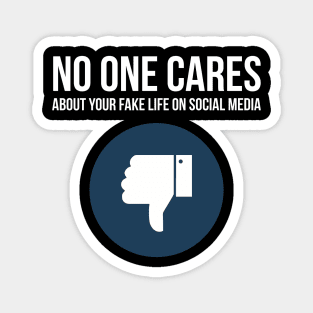 Social Media Fake Life Magnet