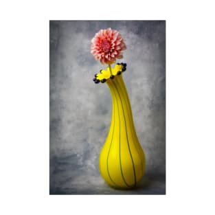 Curvy Yellow Vase With Pink Dahlia T-Shirt