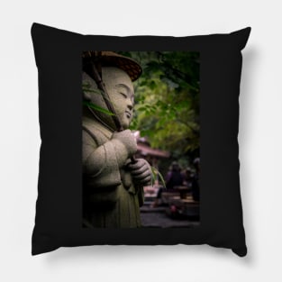 Jizo san at Sanzoku restaurant (山賊/Mountain bandit restaurant) Pillow