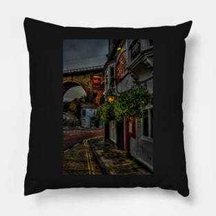 The Bridge Hotel, Durham Pillow