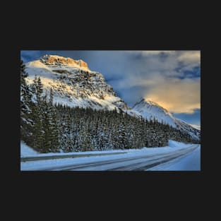 Banff Mountains Sunset T-Shirt