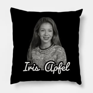 Iris Apfel / 1921 Pillow