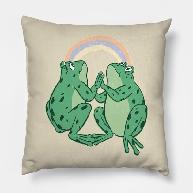 frog rainbow Pillow by annyamarttinen