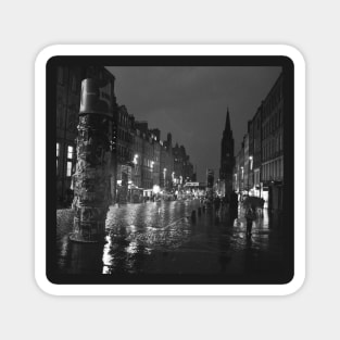 Rain in Old Town, Edinburgh Magnet