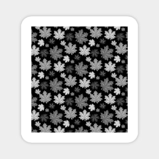 Black and white leaves pattern Magnet