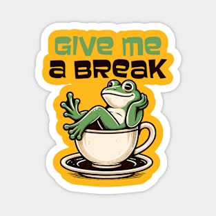 Frog lying on a coffee cup Magnet