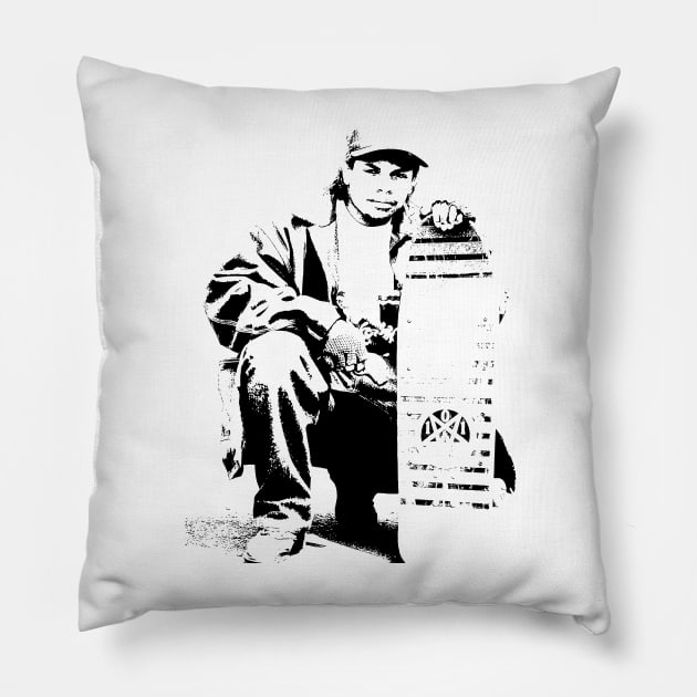 Eazy Pillow by torqueloins