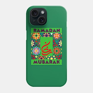 RAMADAN MUBARAK, beautiful Calligraphy and Islamic pattern. Phone Case