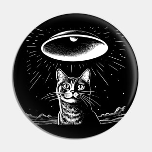 Cat Ufo t shirt Pin