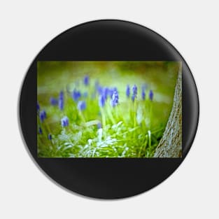 MUSCARI WOODS Pin