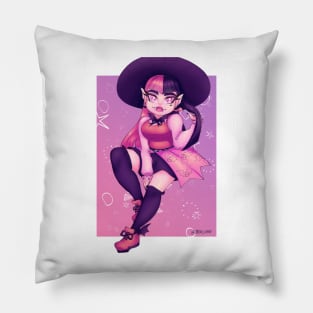 draculaura Pillow