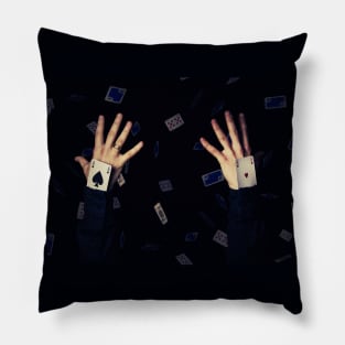 aces in sleeve Pillow