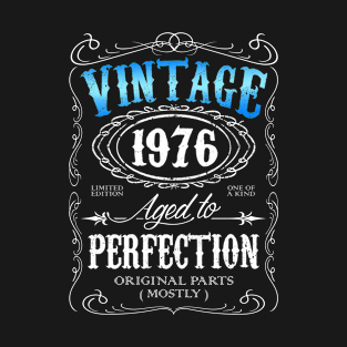 Vintage 1976 aged to perfection 40th birthday gift for men 1976 40 birthday T-Shirt