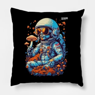 Techno T-Shirt - Psychedelic Astronaut - Catsondrugs.com - Techno, rave, edm, festival, techno, trippy, music, 90s rave, psychedelic, party, trance, rave music, rave krispies, rave flyer T-Shirt Pillow