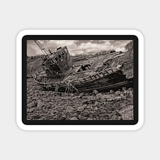 Shipwreck 2 Magnet