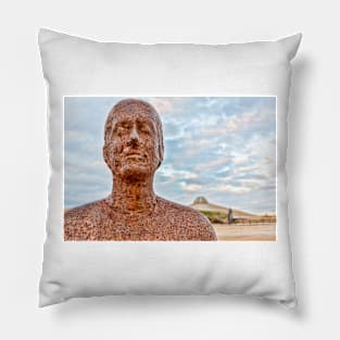 The iron man, Crosby beach Pillow