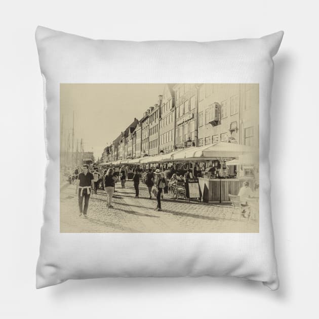 Copenhagen Pillow by ansaharju